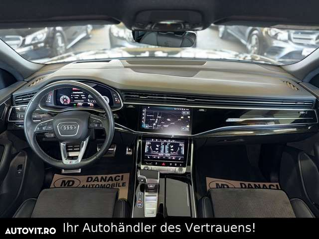 Audi Q8 - 10