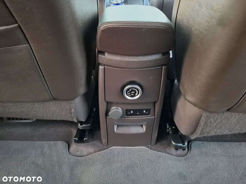 Renault Espace 1.6 TCE Initiale Paris EDC 7os - 25