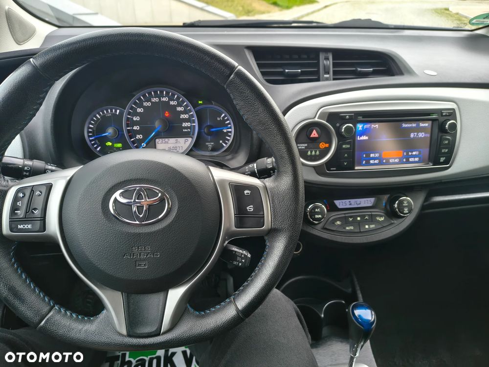 Toyota Yaris 1.5 VVT-i Life - 18
