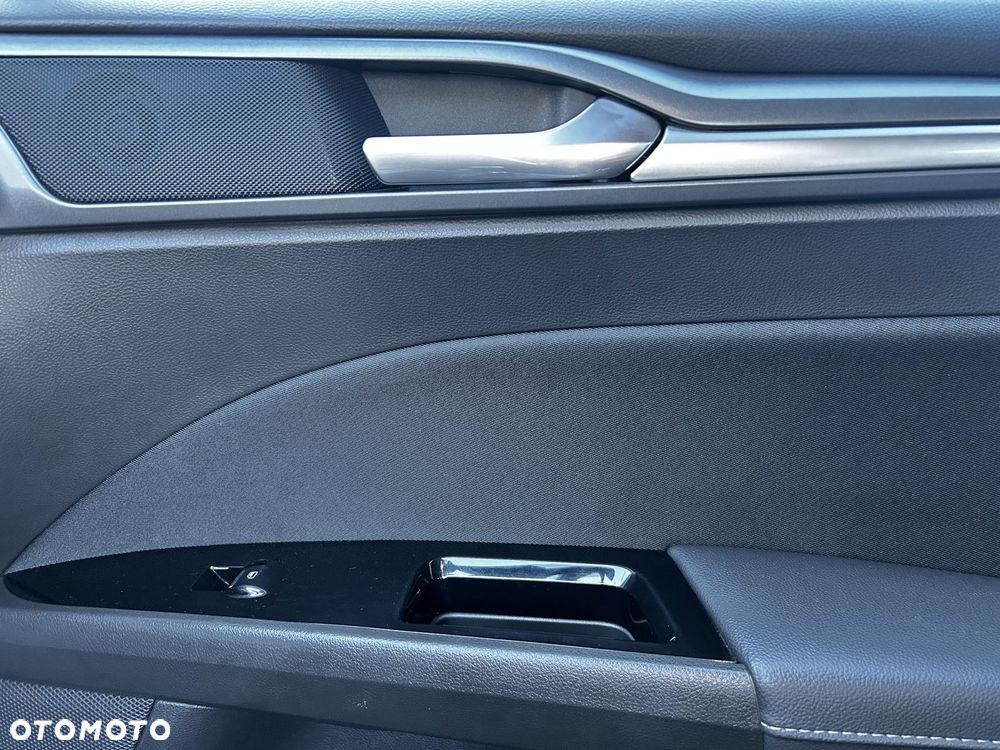 Ford Mondeo - 19
