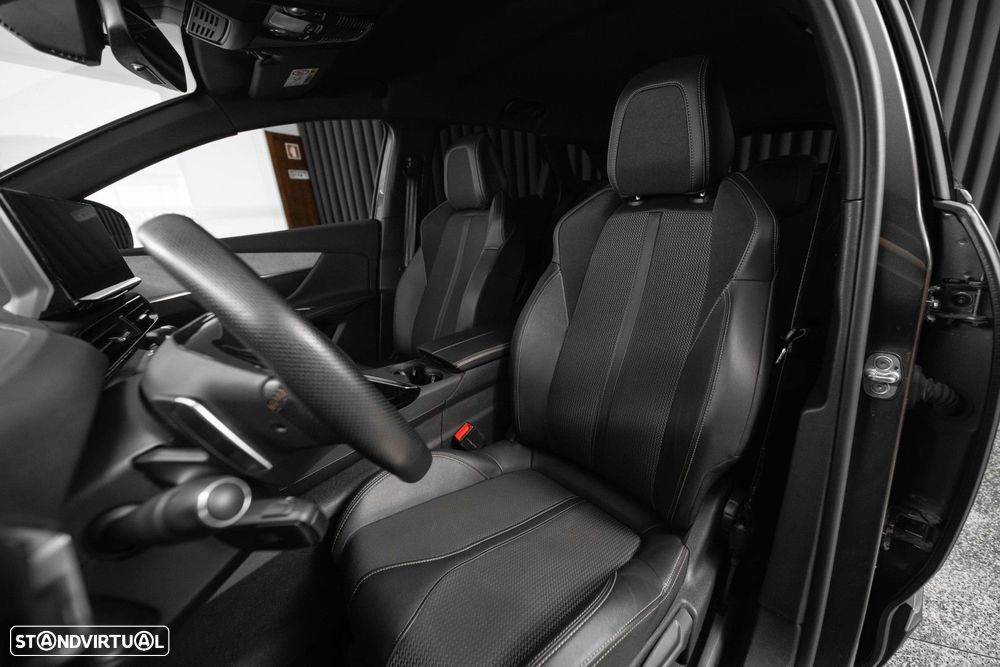 Peugeot 3008 1.6 Hybrid GT Pack e-EAT8 - 42