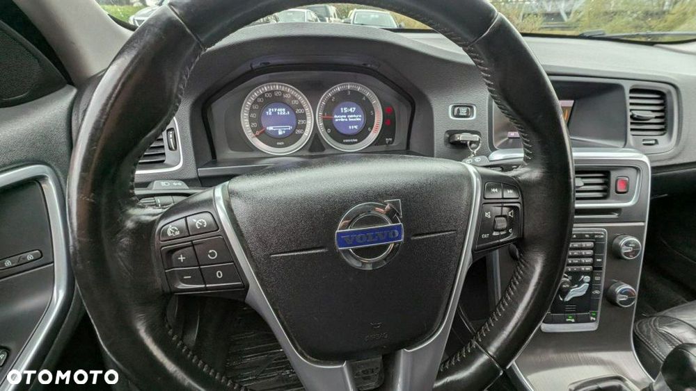 Volvo V60 - 16