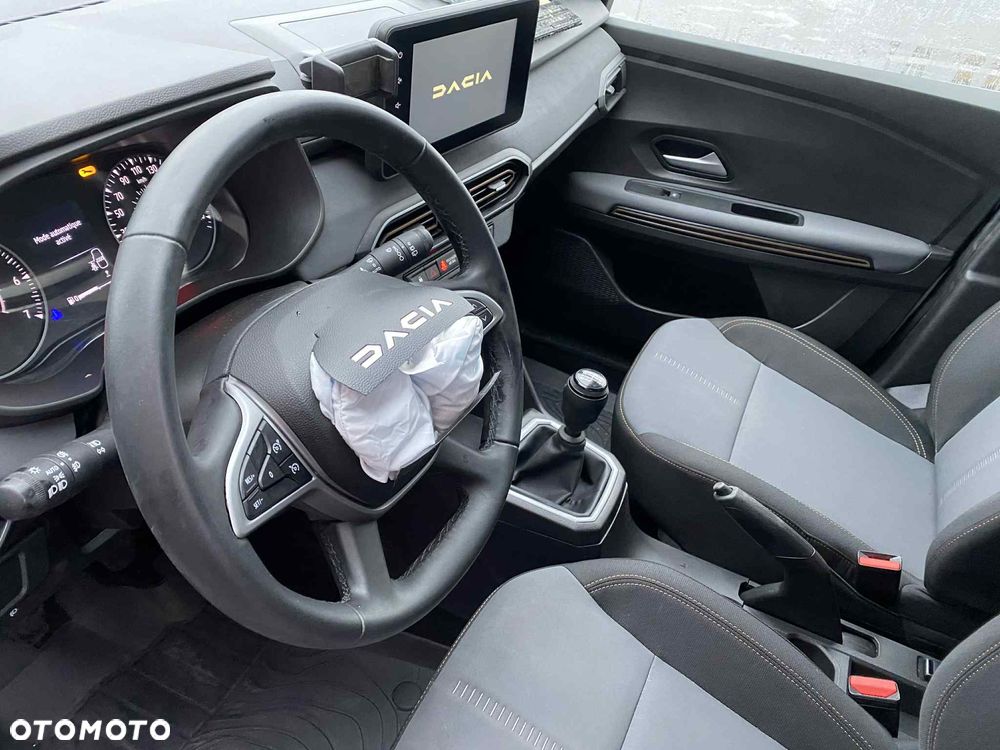 Dacia Jogger TCe 110 Extreme+ - 9