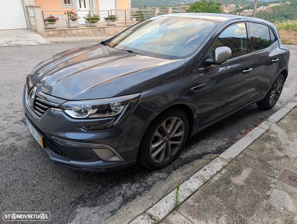 Renault Mégane 1.5 dCi GT Line - 1