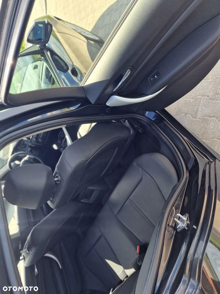 BMW Seria 1 116d EfficientDynamics Edition - 24