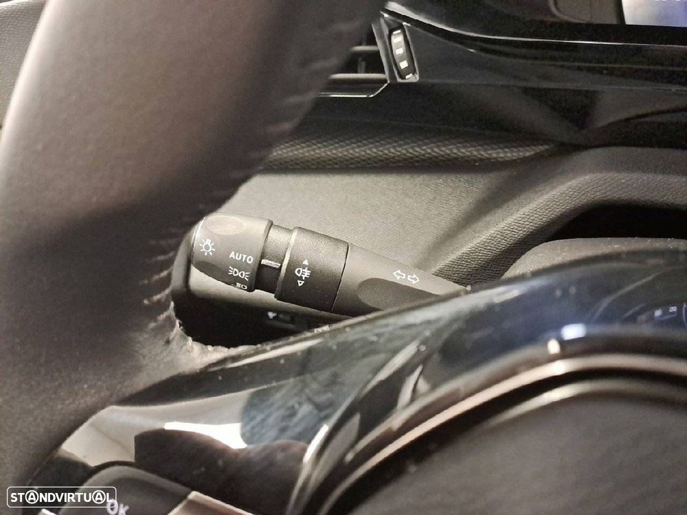 Peugeot 308 1.2 PureTech Active - 21