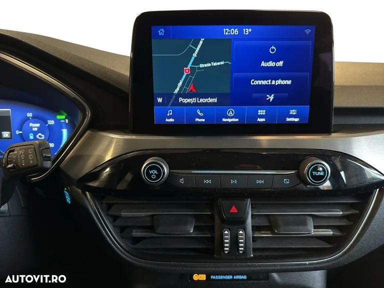 Ford Kuga - 19