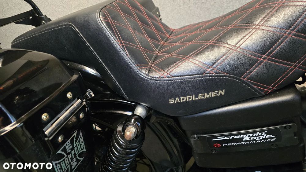 Harley-Davidson Dyna Street Bob - 8