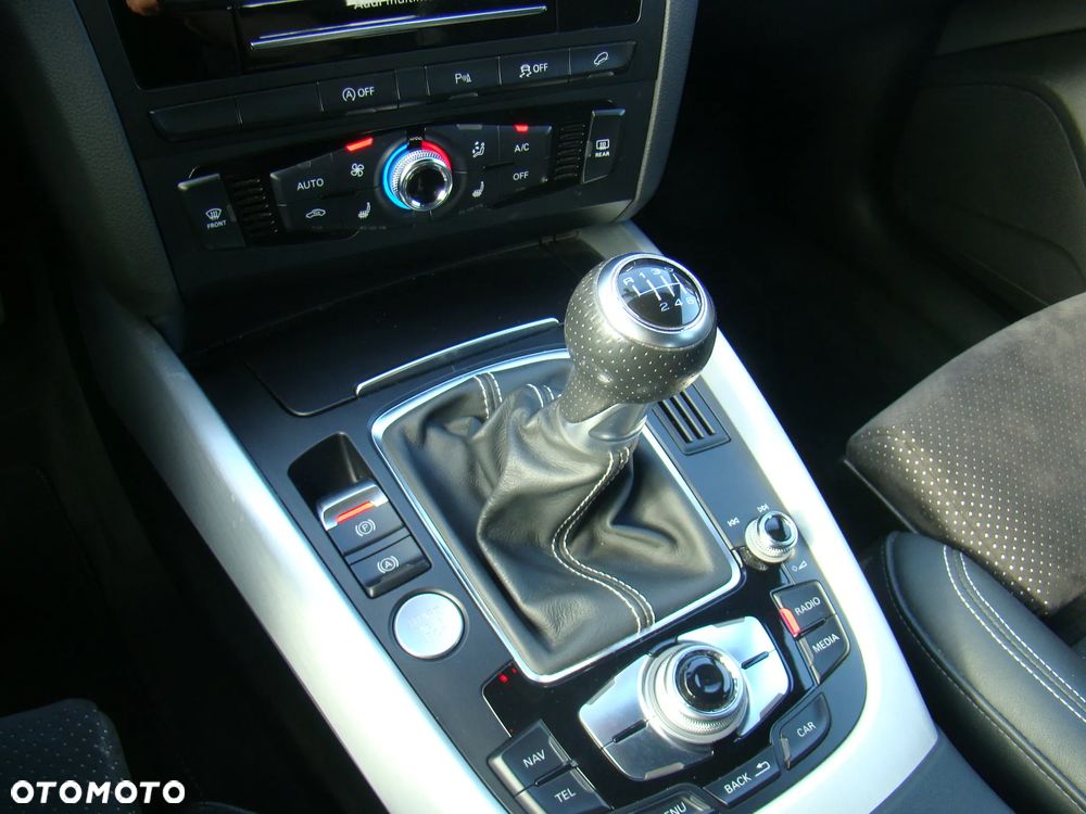 Audi Q5 2.0 TDI quattro sport - 30