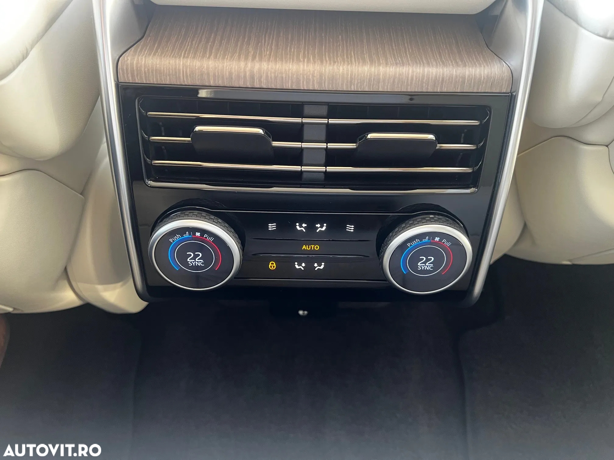 Land Rover Range Rover 3.0 I6 D350 MHEV Autobiography - 27