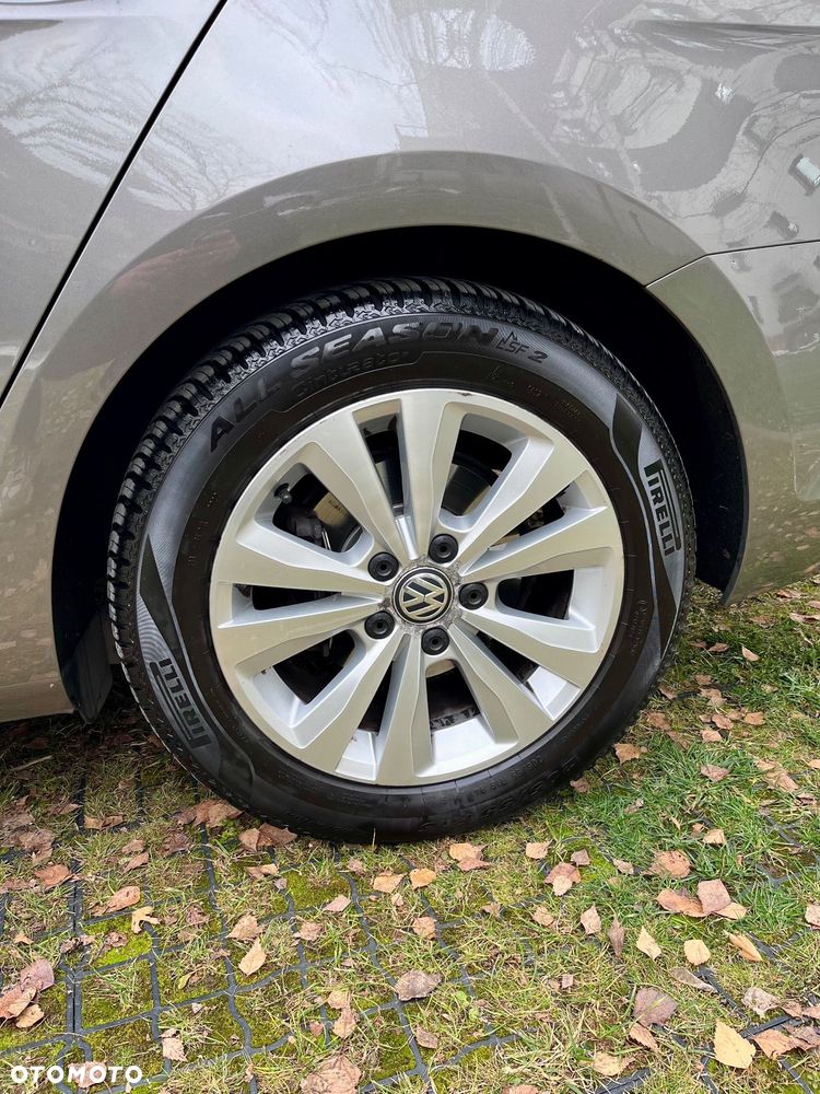 Volkswagen Golf 1.4 TSI BMT Comfortline - 8