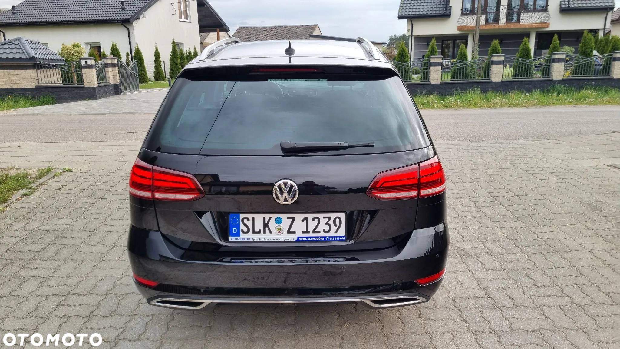 Volkswagen Golf 2.0 TDI (BlueMotion Technology) DSG Highline - 39