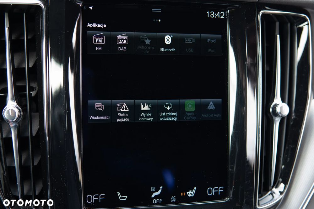 Volvo XC 60 D4 AWD R-Design - 18