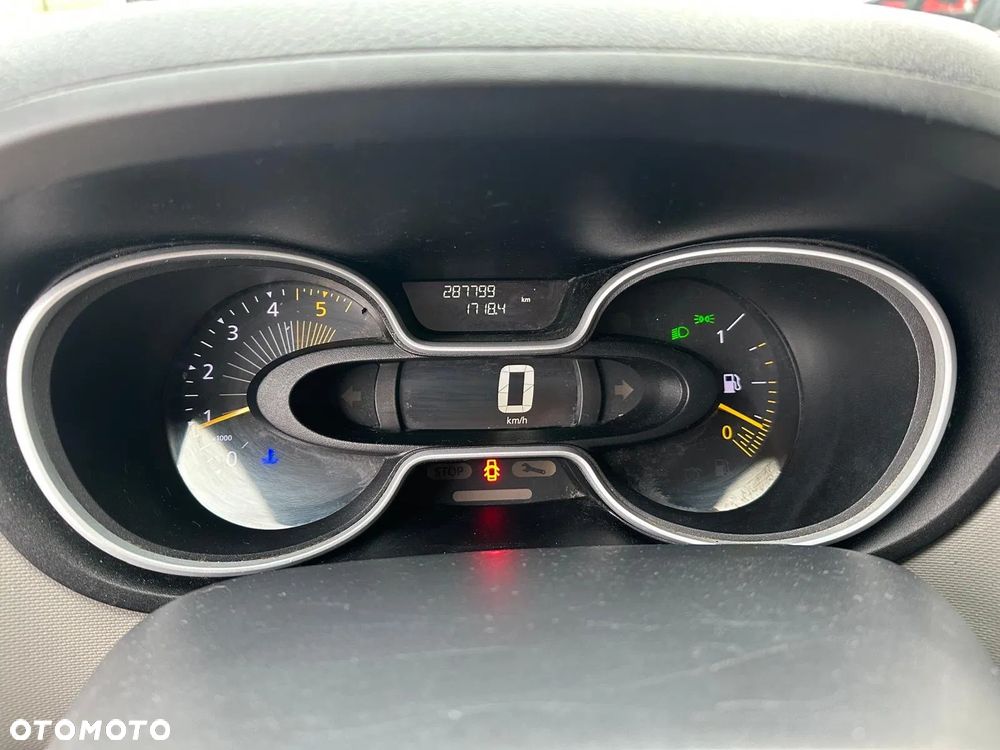 Renault TRAFIC - 19