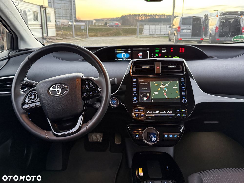 Toyota Prius 1.8 Hybrid Prestige - 11