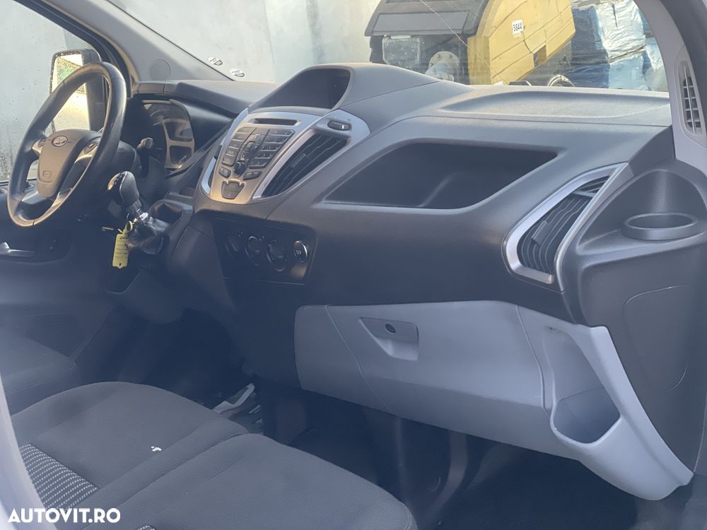 Ford Transit Custom - 6