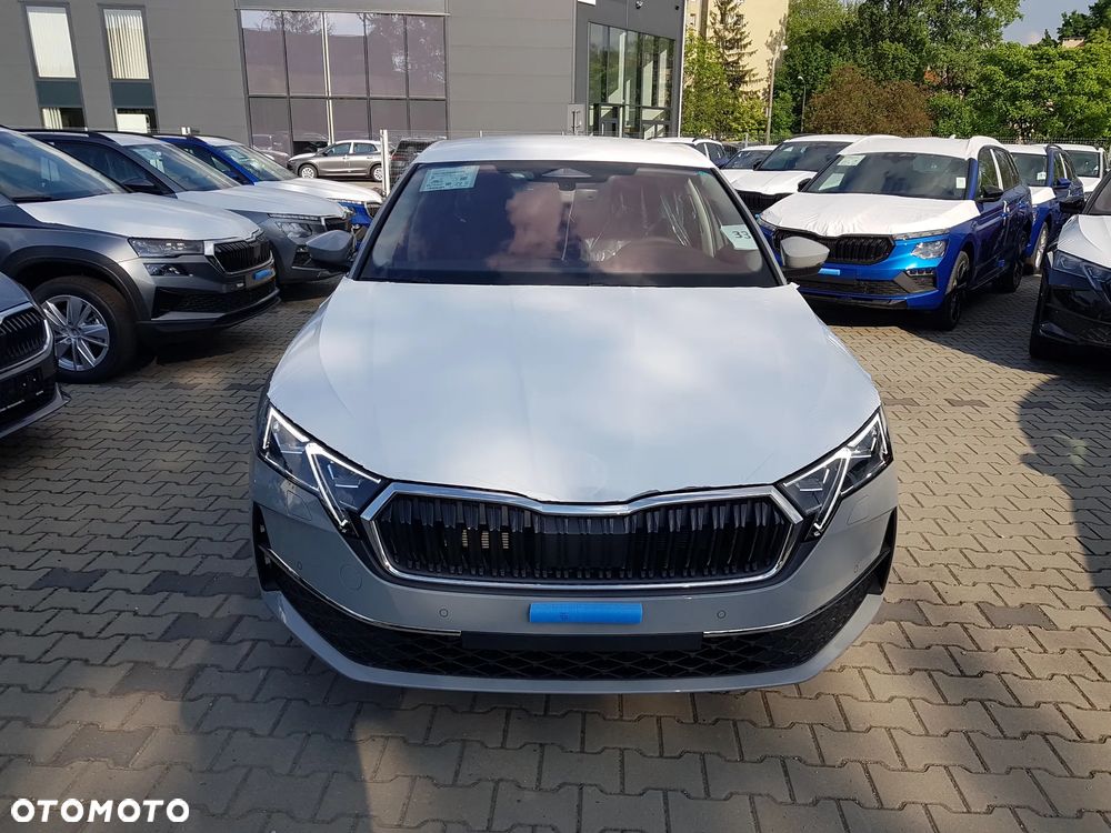 Skoda Octavia 1.5 TSI mHEV Drive Selection DSG - 3