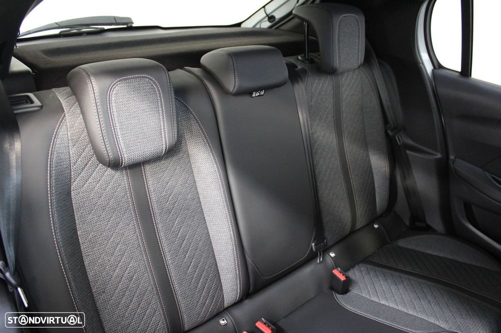 Peugeot 208 1.2 PureTech Allure - 16