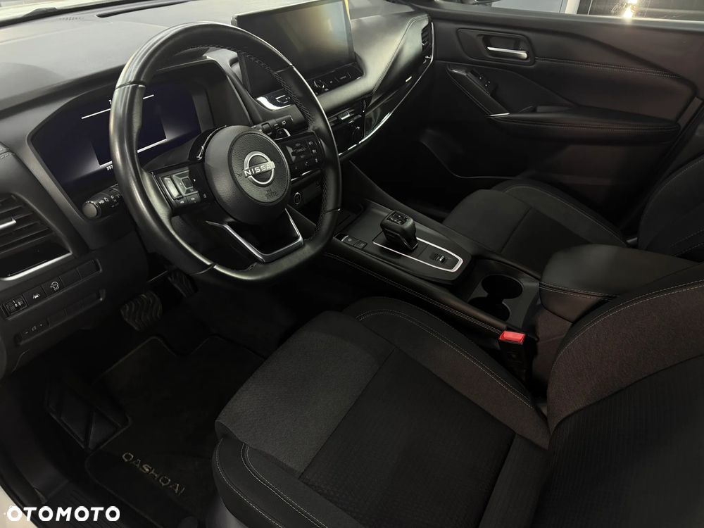 Nissan Qashqai 1.3 DIG-T MHEV Acenta Xtronic - 10
