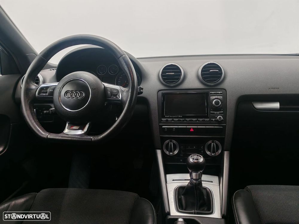 Audi A3 Sportback 1.6 TDI S-line - 19