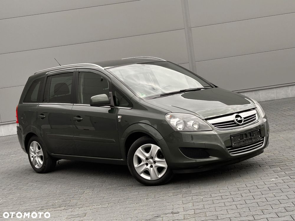 Opel Zafira 1.8 Cosmo - 11