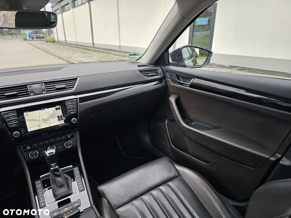 Skoda Superb 2.0 TDI L&K DSG - 22