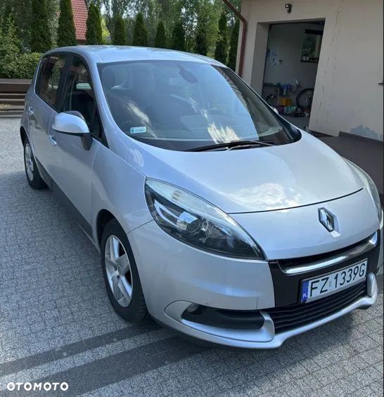 Renault Scenic 1.5 dCi Dynamique - 1