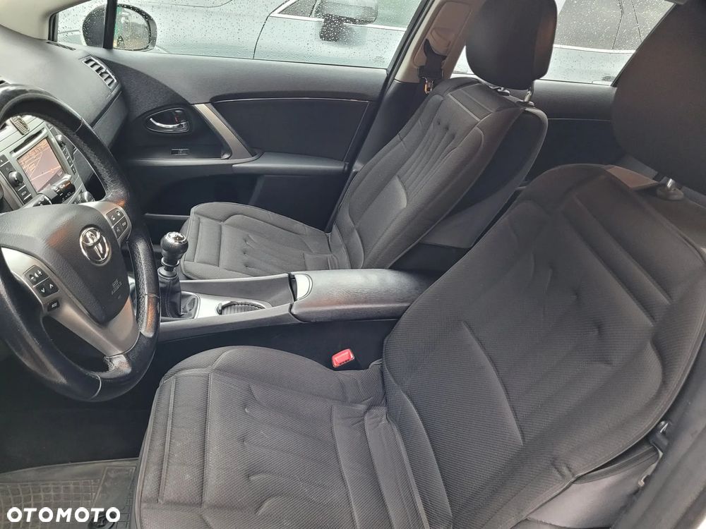 Toyota Avensis 2.0 D-4D Luna - 7