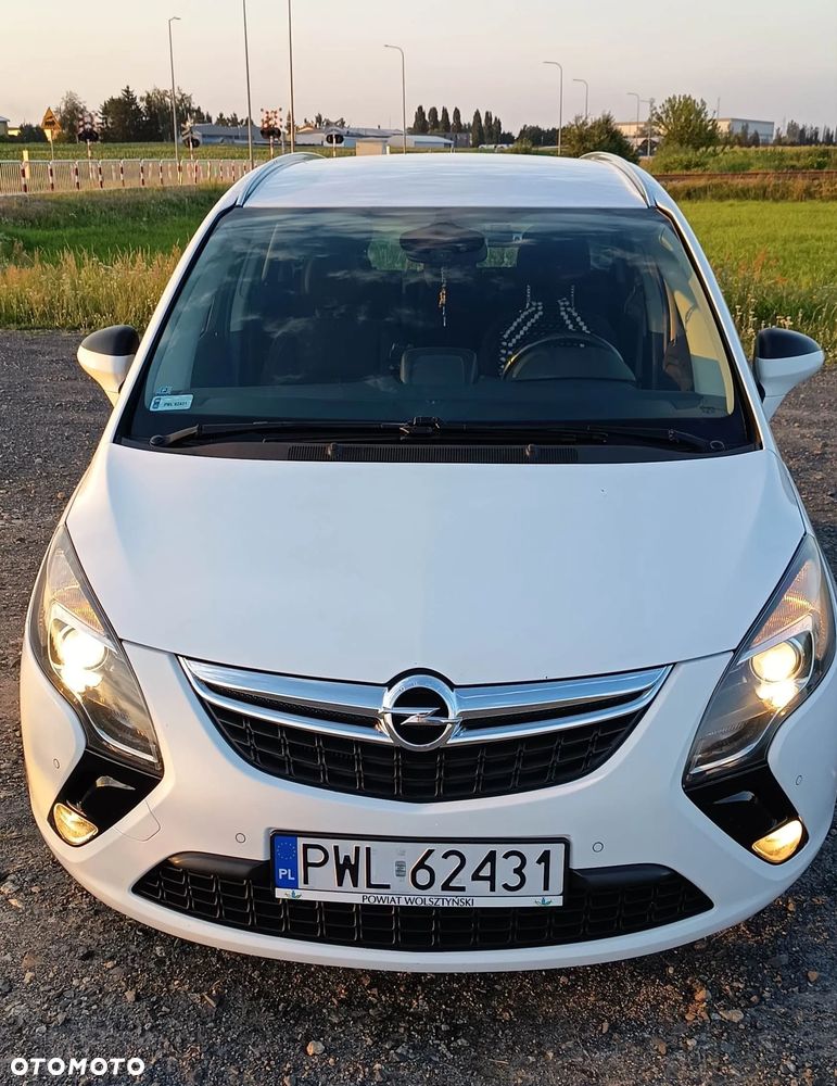 Opel Zafira Tourer 1.4 Turbo ecoFLEX Start/Stop Active - 2