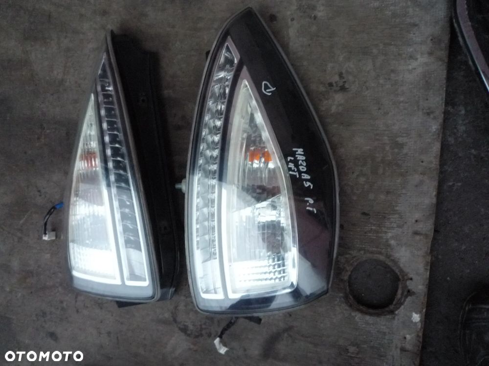 MAZDA 5 I LIFT LAMPA TYLNA PRAWA - 3