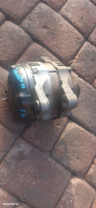 Kia Sorento II 2.2 Alternator - 1