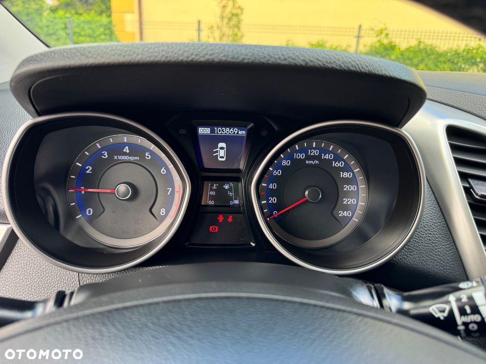 Hyundai i30 1.4 BlueDrive Go - 13