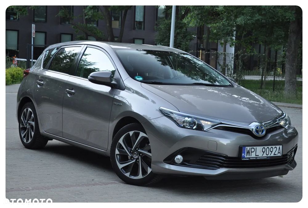 Toyota Auris 1.8 HSD Luna - 20