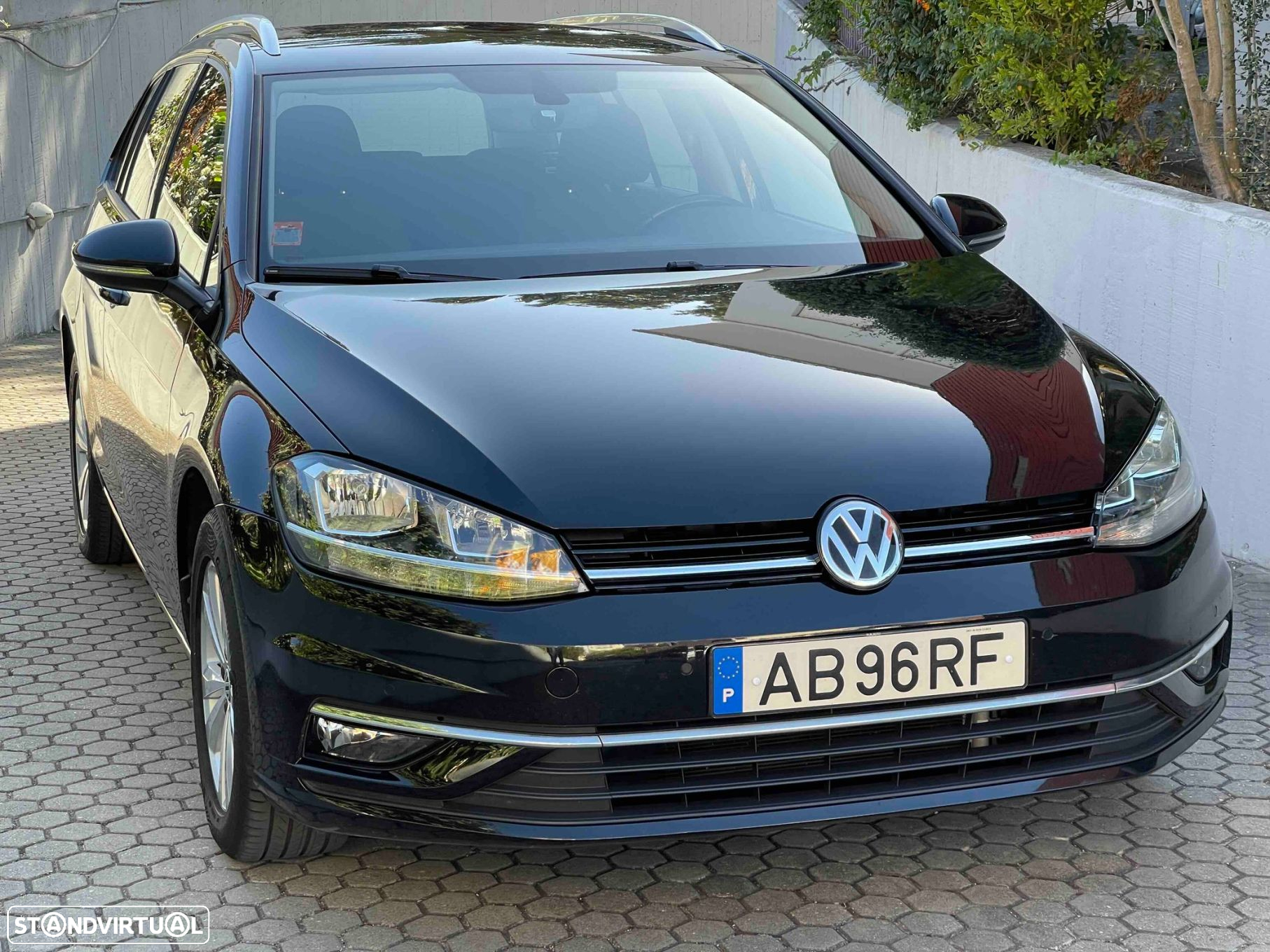 VW Golf 1.6 TDI Confortline - 2