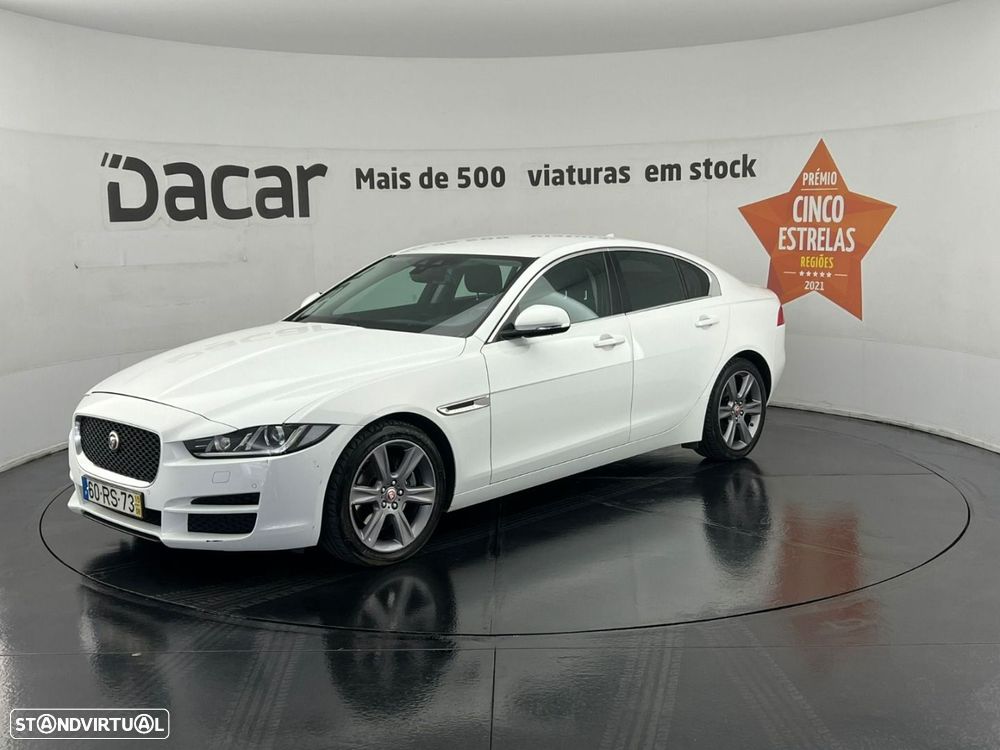 Jaguar XE 2.0 D Prestige Aut. - 3