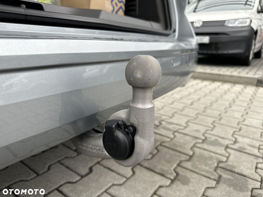 Volkswagen Multivan - 20