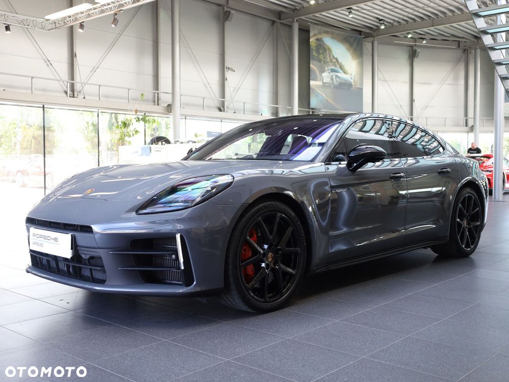 Porsche Panamera - 3