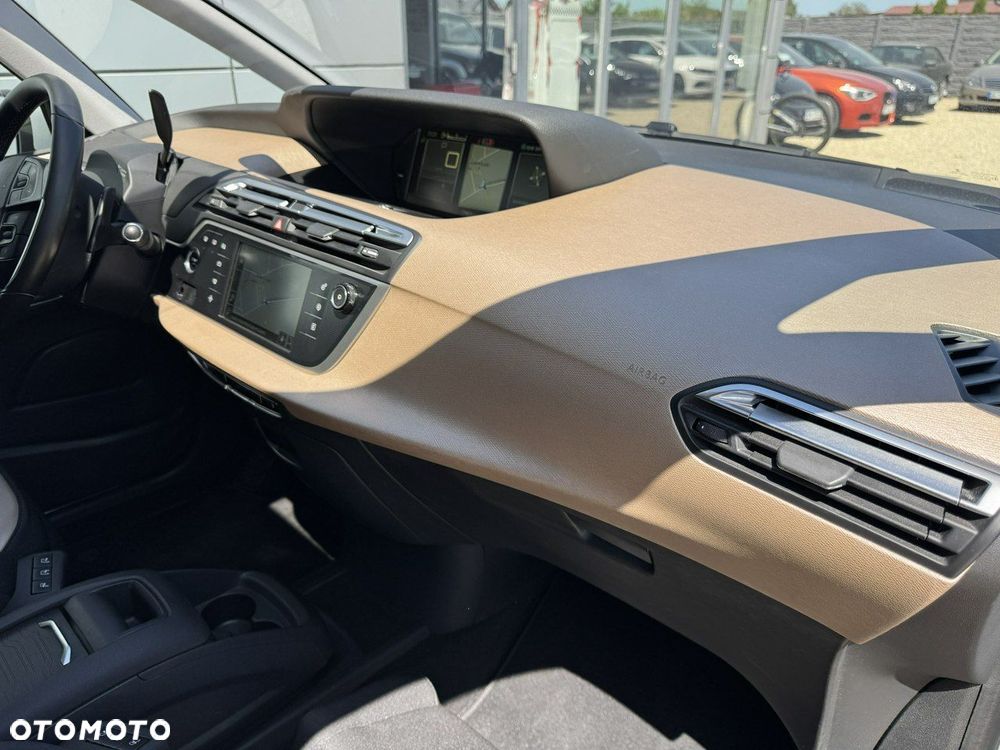 Citroën C4 Grand Picasso - 11