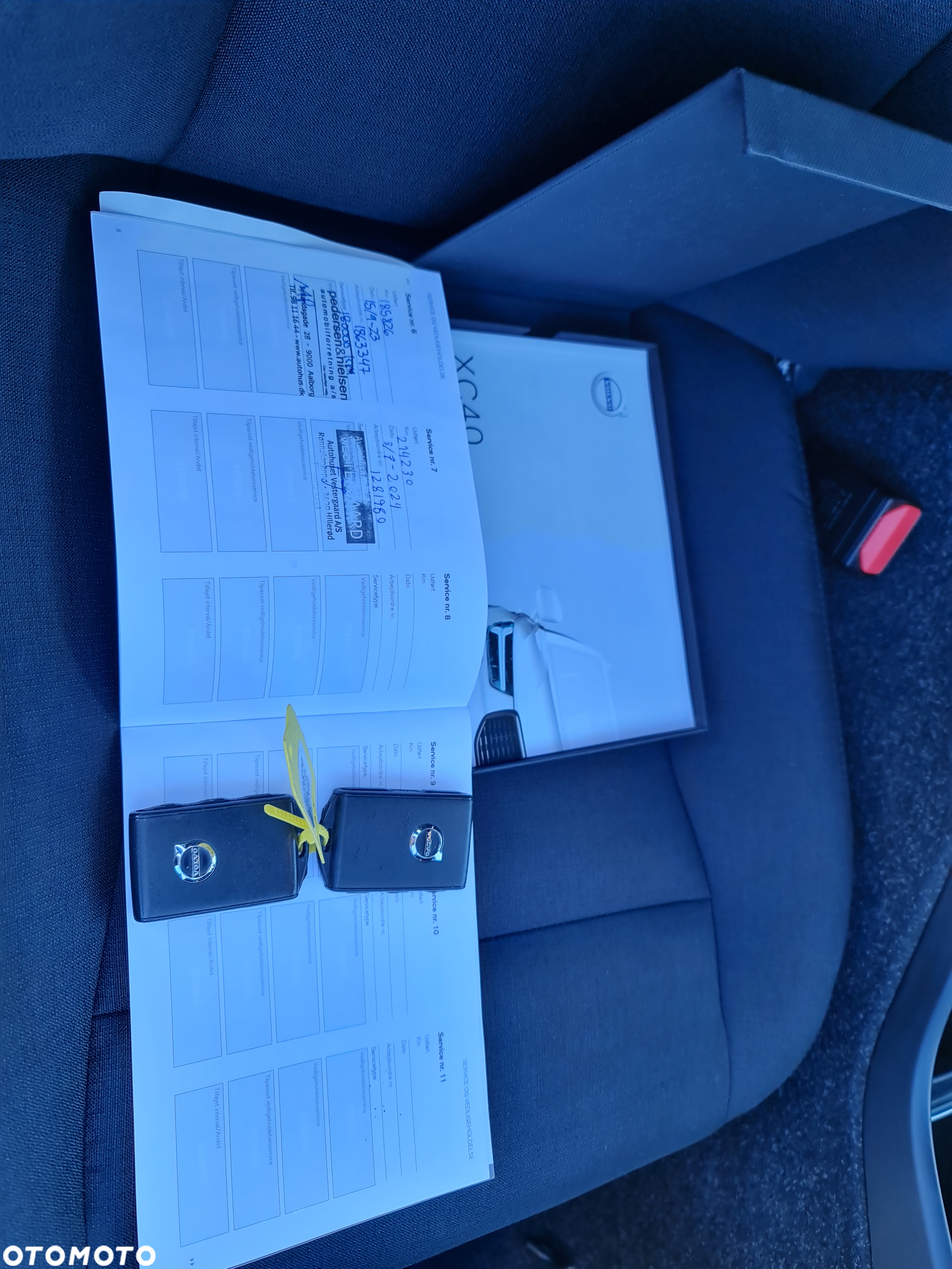 Volvo XC 40 D3 AWD Geartronic Momentum Pro - 21