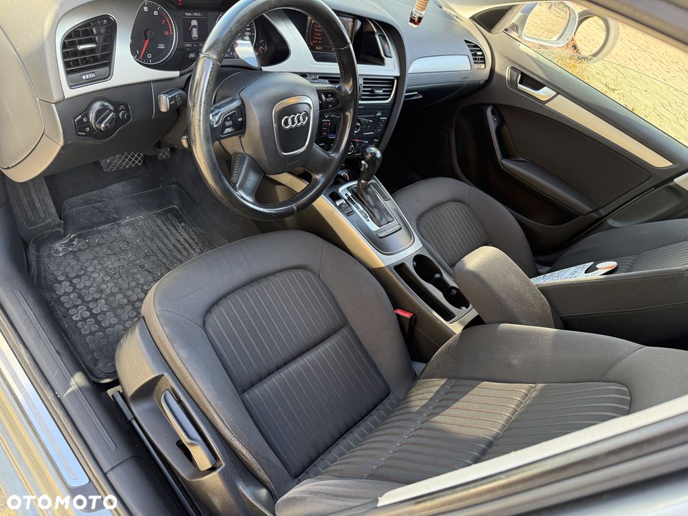 Audi A4 Avant - 6