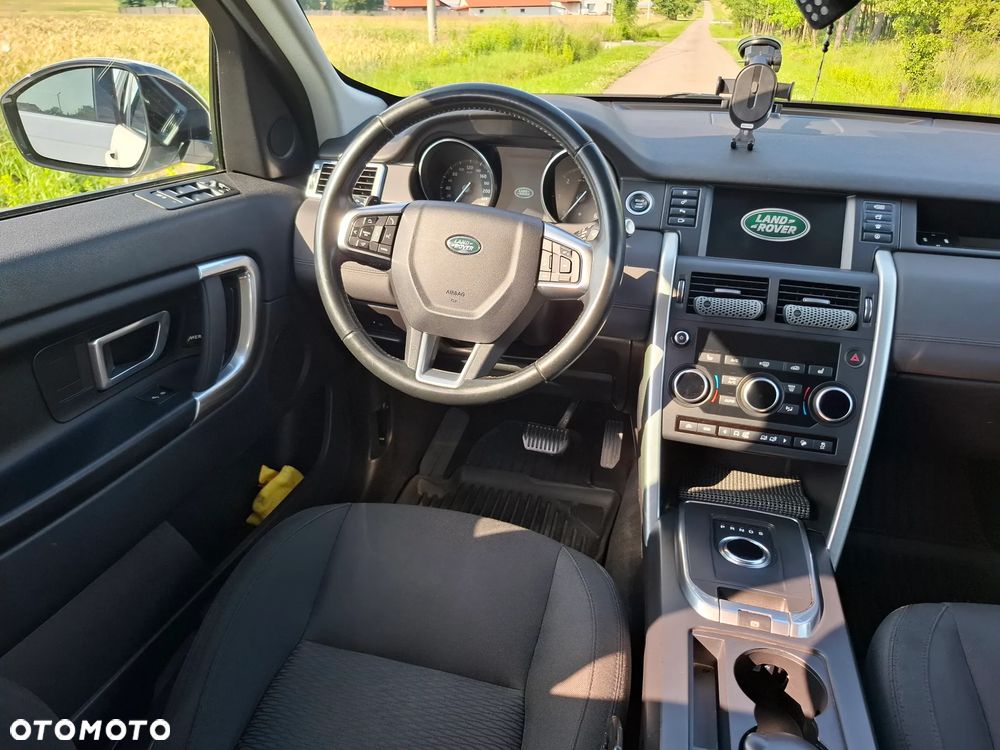 Land Rover Discovery Sport 2.0 TD4 SE - 25