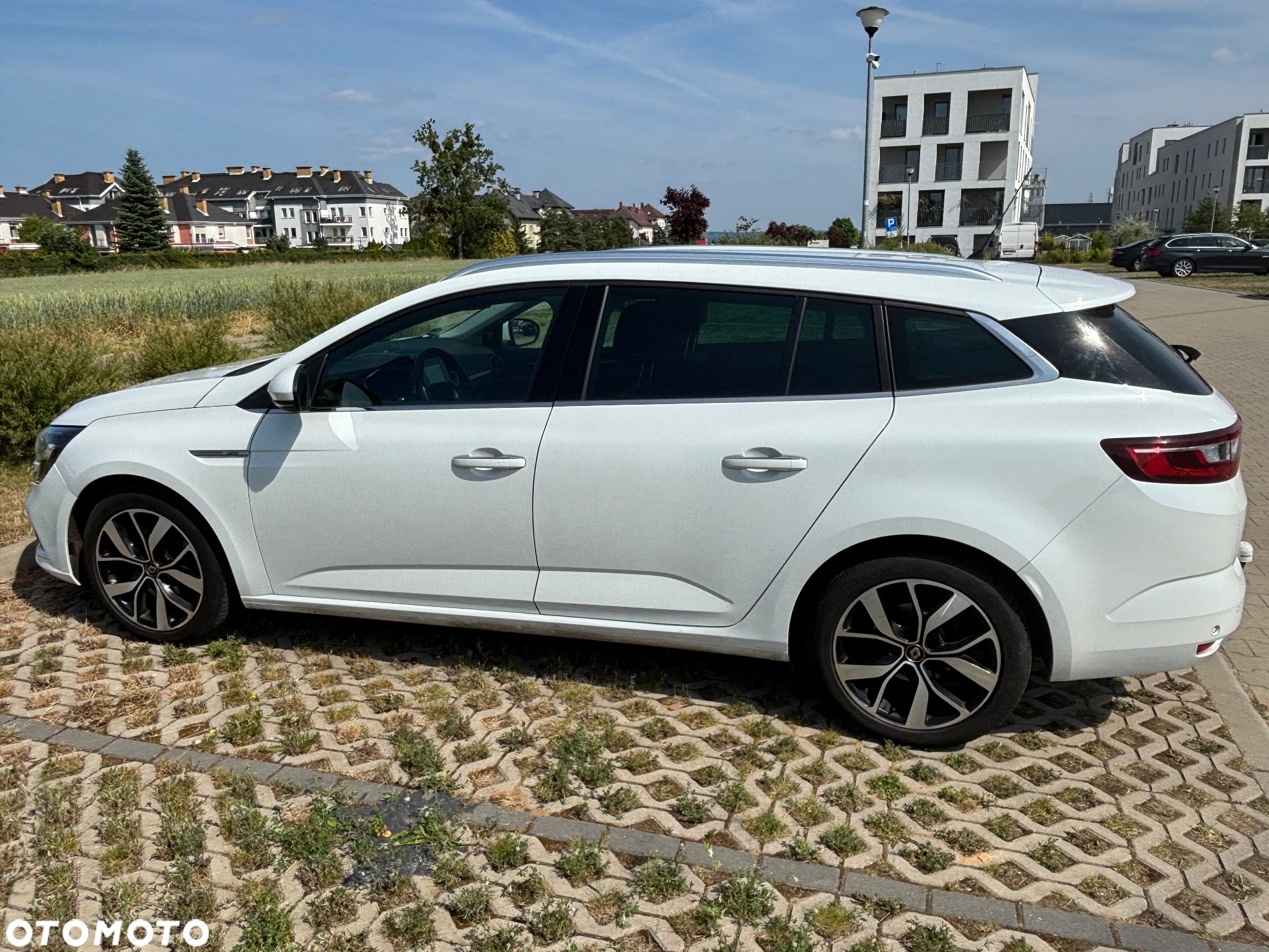 Renault Megane BLUE dCi 150 EDC BOSE EDITION - 9