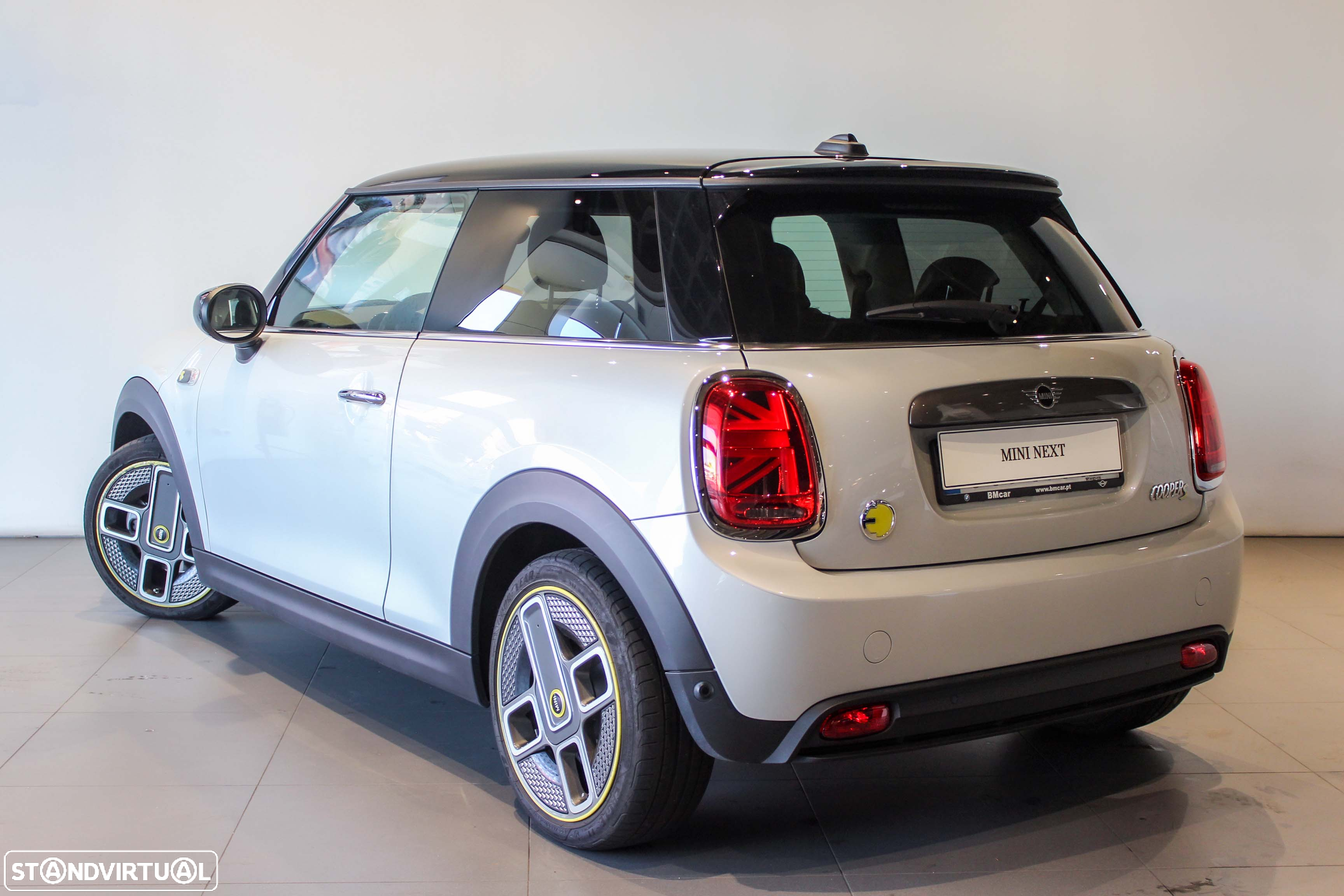 MINI 3 Portas Cooper SE - 19