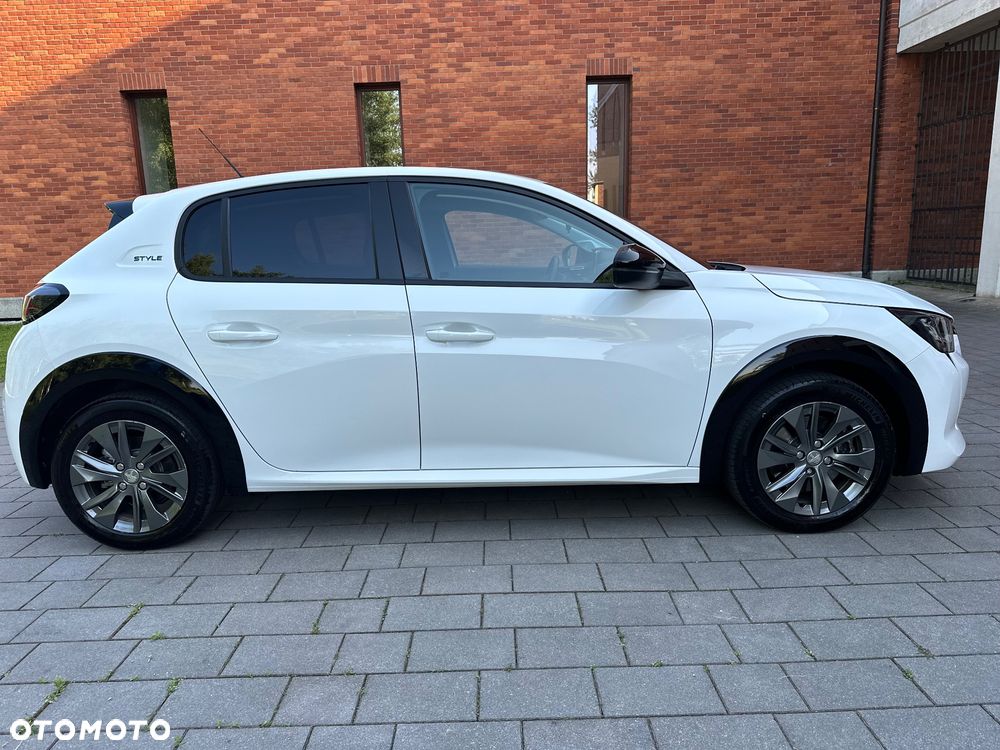 Peugeot 208 50kWh Style - 9