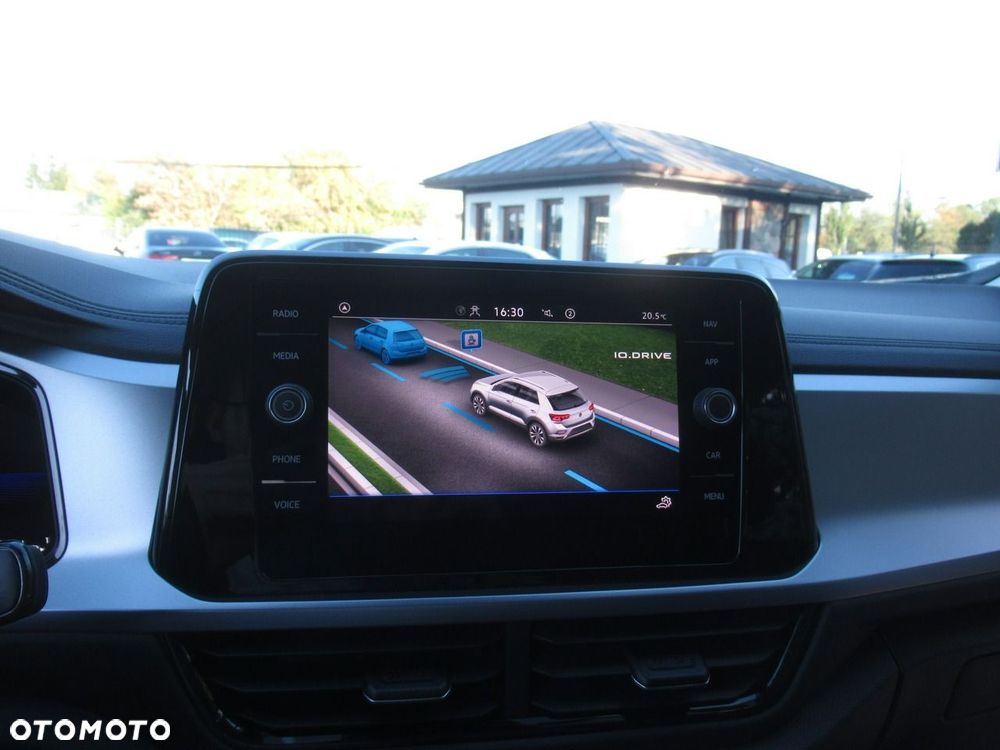 Volkswagen T-Roc 1.5 TSI Life DSG - 21