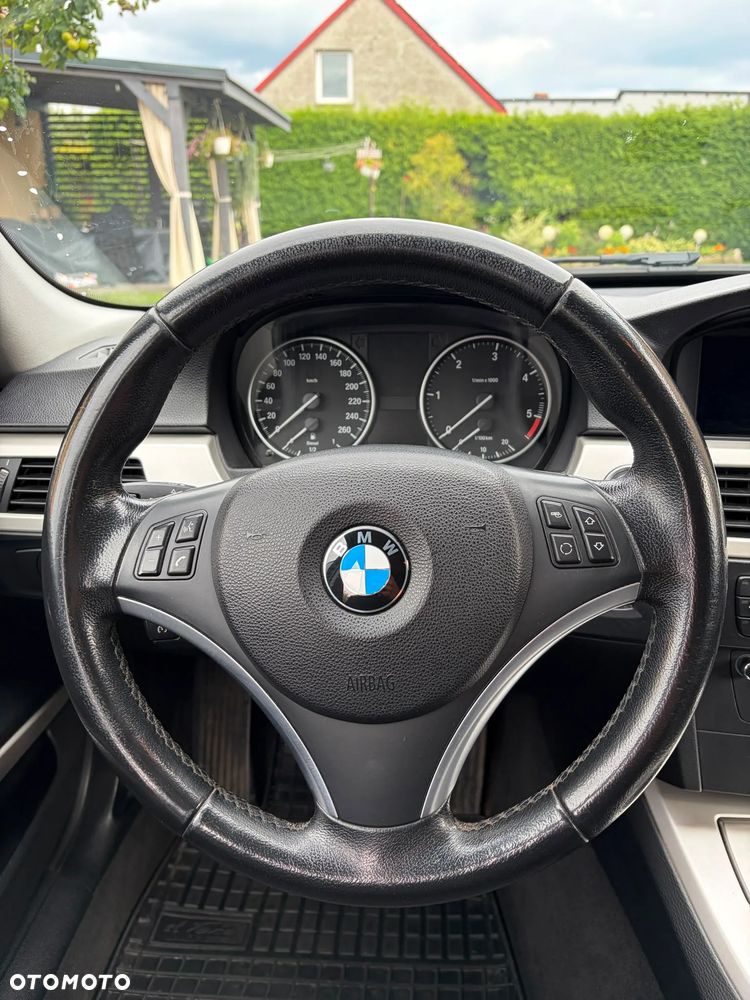 BMW Seria 3 - 11