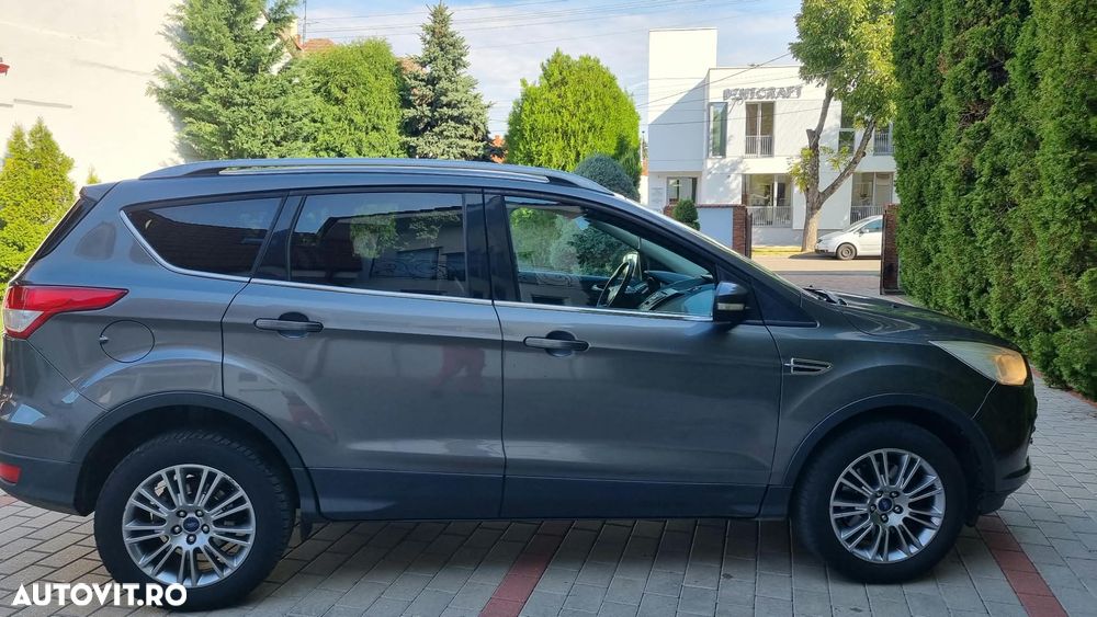 Ford Kuga - 2