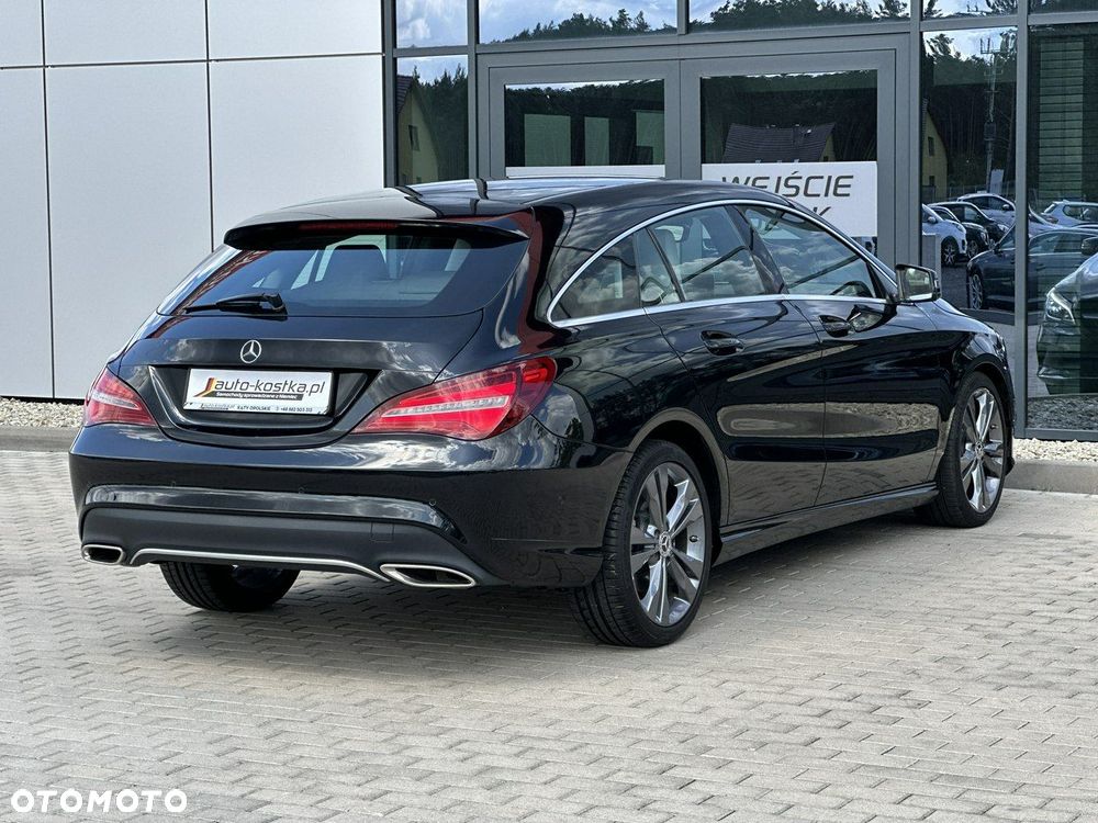 Mercedes-Benz CLA Shooting Brake 200 7G-DCT Urban - 9