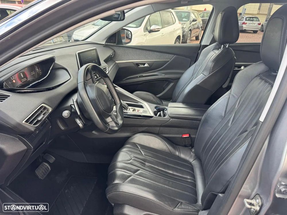 Peugeot 5008 1.2 PureTech GT Pack EAT8 - 6