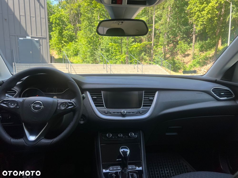 Opel Grandland X 1.6 T Elegance S&S - 10